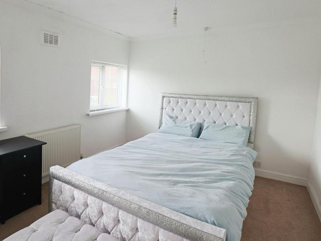 Lodge Park - 2 Minutes Walk To Stoke Hospital Exterior foto